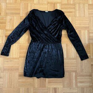 Garage- crushed velvet black romper